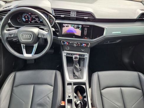 Certified 2023 Audi Q3 2.0T Premium w/ Convenience Package image 9