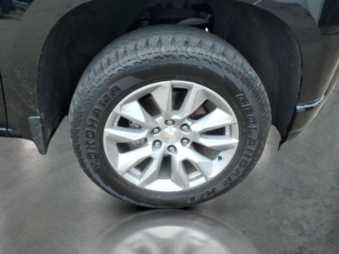 Used 2021 Chevrolet Silverado 1500 Custom AWD/4WD image 10