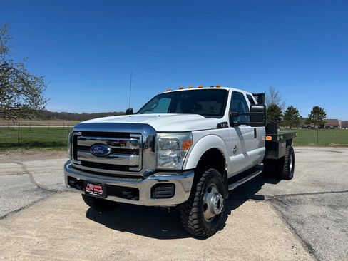 Used 2016 Ford F350 XLT image 1