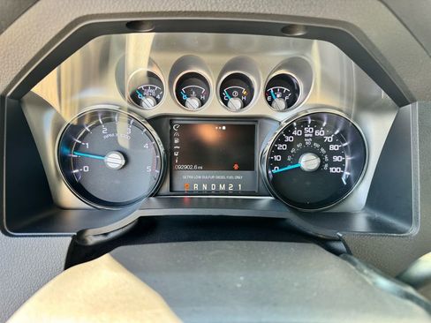 Used 2014 Ford F250 Platinum w/ FX4 Off-Road Package image 19