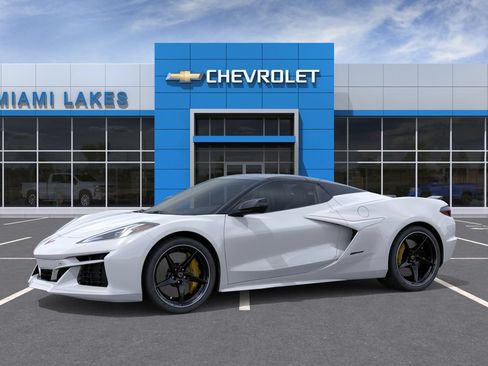 New 2026 Chevrolet Corvette E-Ray AWD/4WD image 2