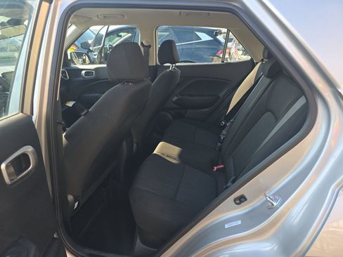 Used 2026 Hyundai Venue SE image 10