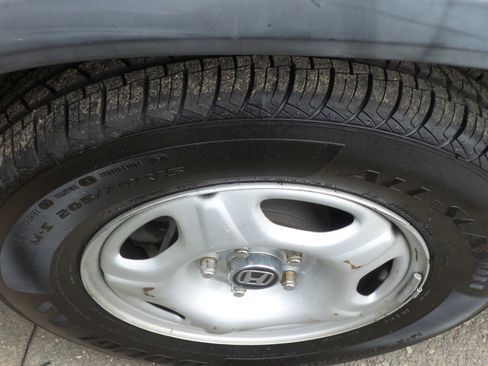 Used 2003 Honda CR-V LX image 22