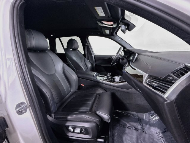 Used 2020 BMW X5 sDrive40i w/ Premium Package RWD image 30