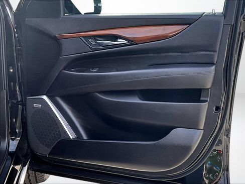 Used 2019 Cadillac Escalade Premium Luxury AWD/4WD image 24