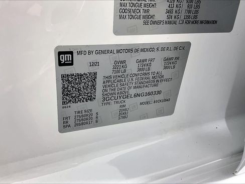 Used 2022 Chevrolet Silverado 1500 LTZ w/ Z71 Off-Road Package AWD/4WD image 36