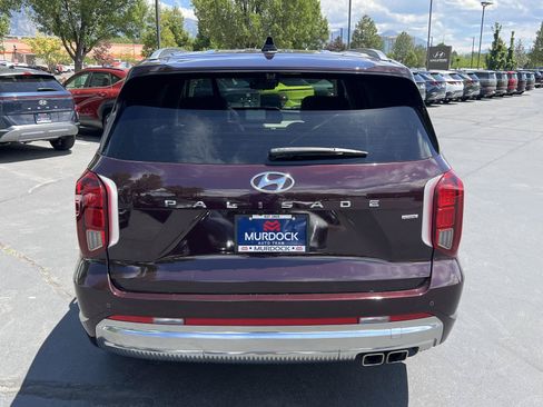 Certified 2024 Hyundai Palisade Calligraphy AWD/4WD image 9