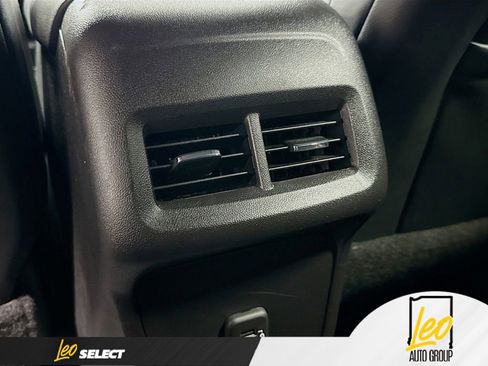 Used 2022 Chevrolet Equinox RS w/ RS Leather Package image 26