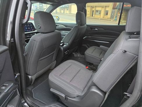 Used 2024 Chevrolet Traverse LT w/ Trailering Package image 14