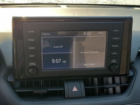 Used 2019 Toyota RAV4 XLE FWD image 23