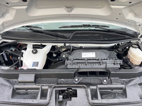 Used 2024 Chevrolet Express 2500 w/ Driver Convenience Package image 28