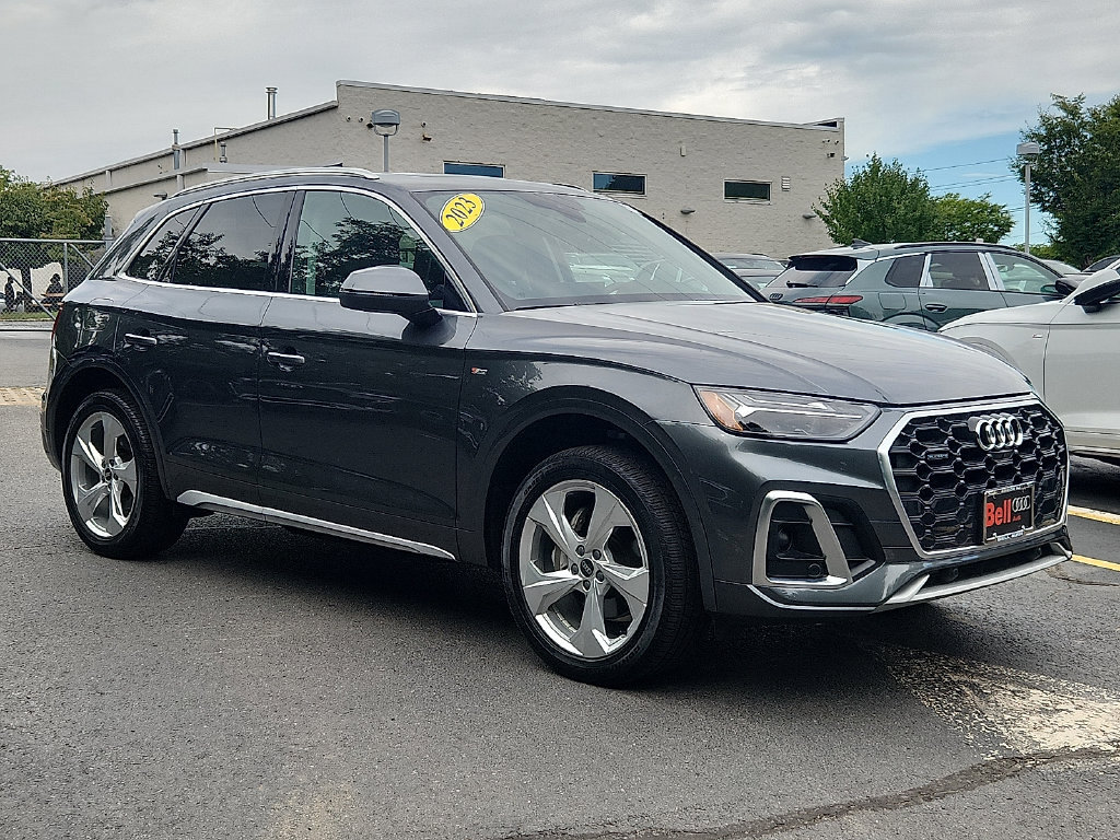 Certified 2023 Audi Q5 2.0T Premium Plus AWD/4WD image 2
