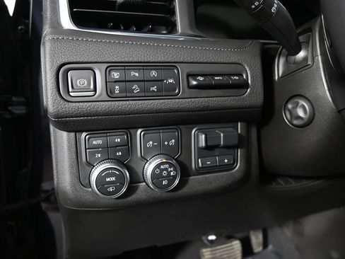 Used 2023 GMC Yukon Denali w/ Denali Reserve Package AWD/4WD image 25