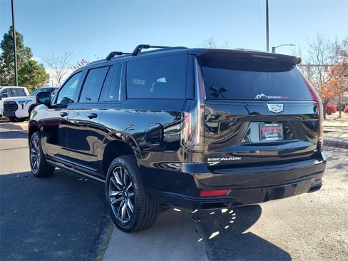Used 2021 Cadillac Escalade ESV Sport w/ Driver Assist Tech Package image 7