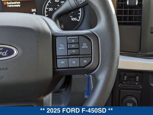 New 2025 Ford F450 XL w/ XL Chrome Package RWD image 21