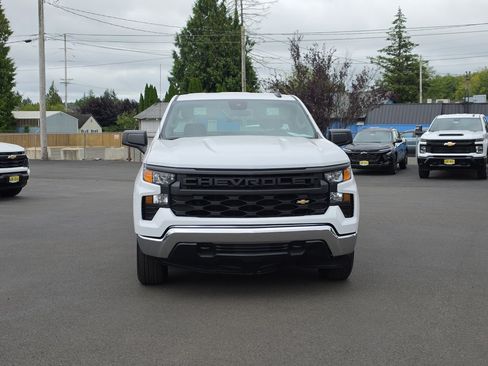 Certified 2025 Chevrolet Silverado 1500 W/T RWD image 3