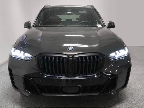 Used 2025 BMW X5 xDrive40i w/ Executive Package AWD/4WD image 2