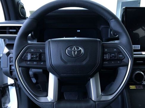 New 2026 Toyota 4Runner Limited AWD/4WD image 16