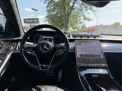 Used 2021 Mercedes-Benz S 580 4MATIC Sedan w/ AMG Line image 20