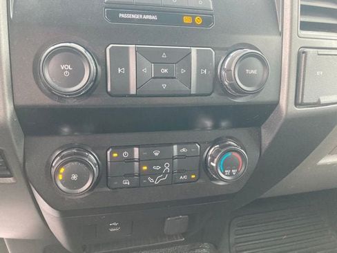 Used 2019 Ford F550 4x4 Regular Cab Super Duty image 28