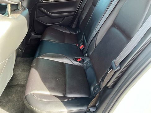 Used 2021 MAZDA MAZDA3 s image 26