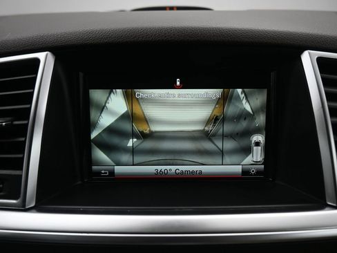 Used 2015 Mercedes-Benz ML 350 4MATIC image 20