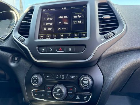 Used 2023 Jeep Cherokee Altitude Lux w/ Lux Elite Package AWD/4WD image 35