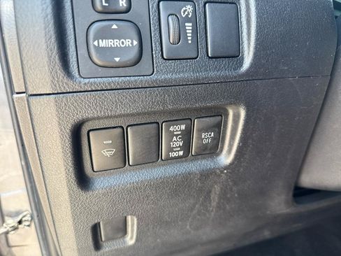 Used 2011 Toyota 4Runner Limited w/ Convenience Pkg AWD/4WD image 30