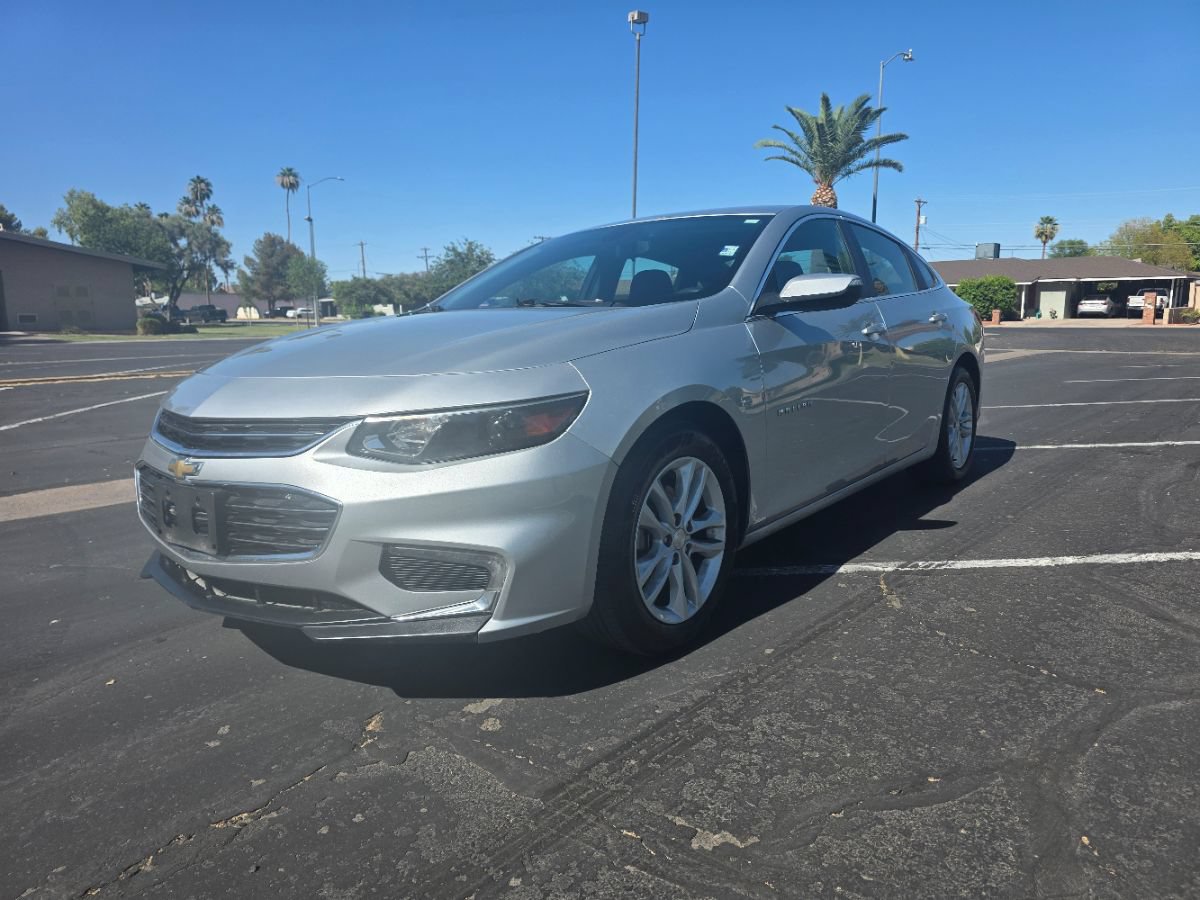 Used 2018 Chevrolet Malibu LT FWD image 7