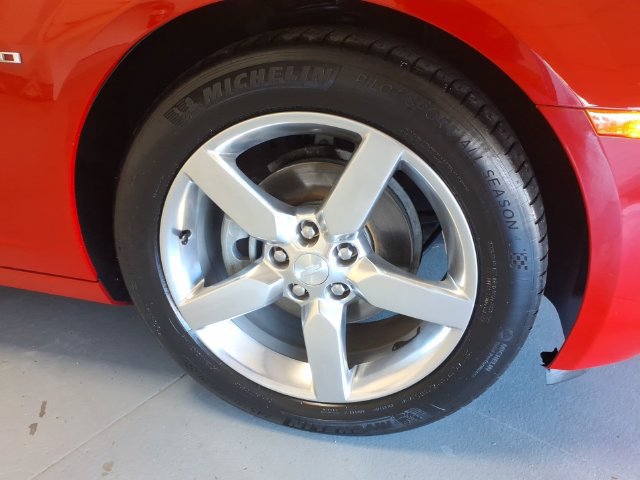 Used 2013 Chevrolet Camaro LT RWD image 9