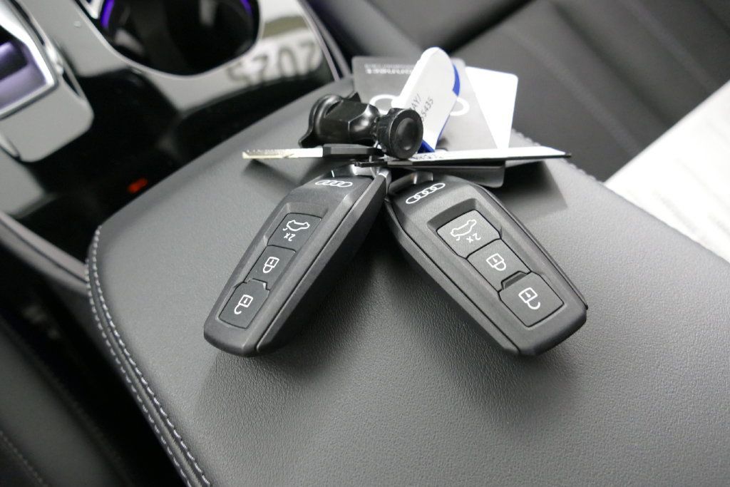 Used 2025 Audi A5 2.0T Premium Plus w/ Premium Plus AWD/4WD image 23