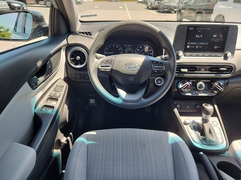 Certified 2023 Hyundai Kona SEL AWD/4WD image 10
