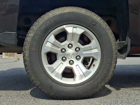 Used 2018 Chevrolet Silverado 1500 LT w/ All Star Edition image 8