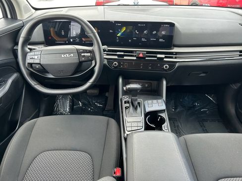Used 2026 Kia Sportage LX FWD image 15
