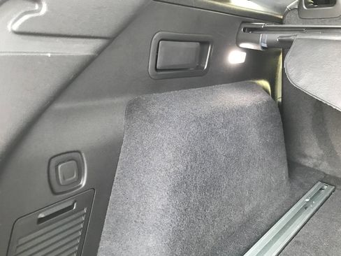 Certified 2025 Cadillac XT5 Premium Luxury image 27