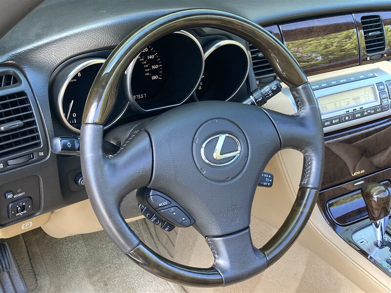 Used 2007 Lexus SC 430 Convertible RWD image 20