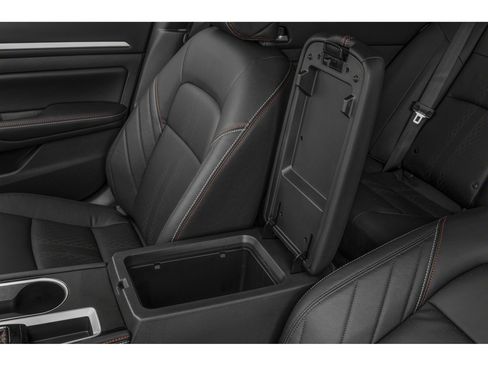 New 2026 Nissan Altima 2.5 SR FWD image 13