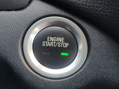 Used 2023 Chevrolet Equinox Premier FWD image 25