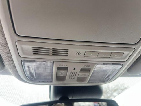 Used 2017 Honda Odyssey EX-L image 29