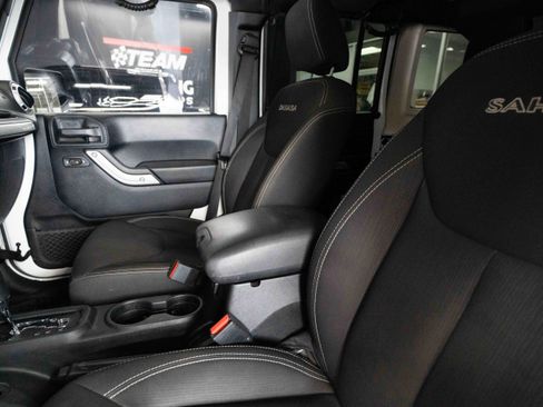 Used 2016 Jeep Wrangler Unlimited Sahara w/ Trailer Tow Group image 10