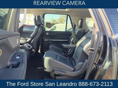 Used 2025 Lincoln Navigator L Reserve AWD/4WD image 11