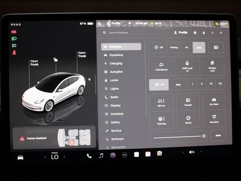 Used 2023 Tesla Model 3 Standard Range image 12
