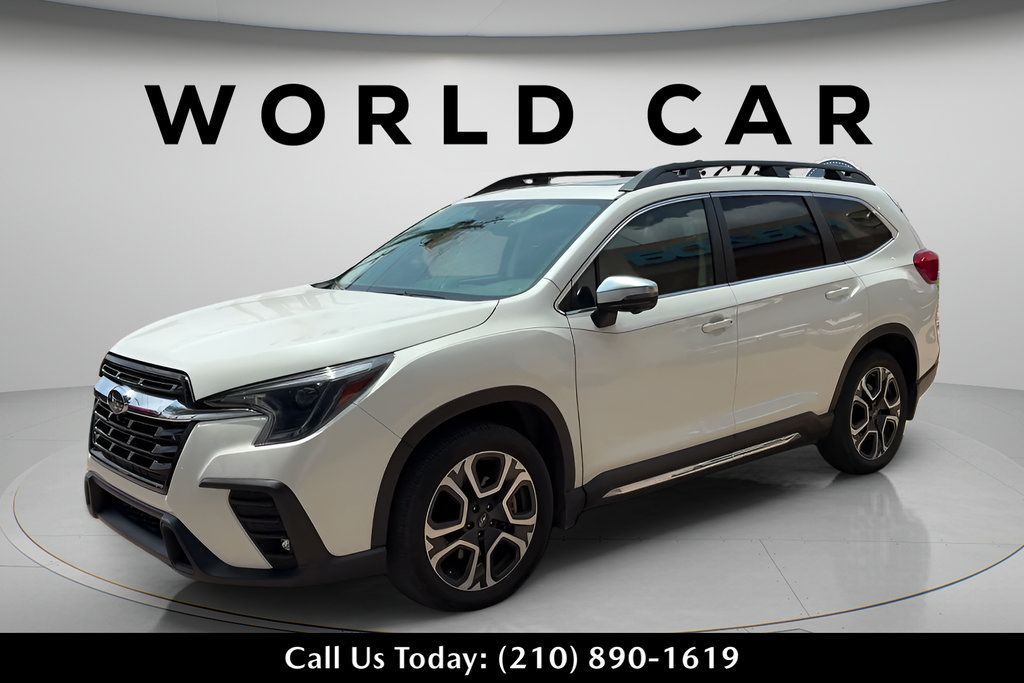 Used 2023 Subaru Ascent Limited w/ Technology Package AWD/4WD image 7