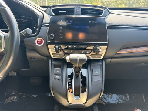 Used 2019 Honda CR-V Touring image 17