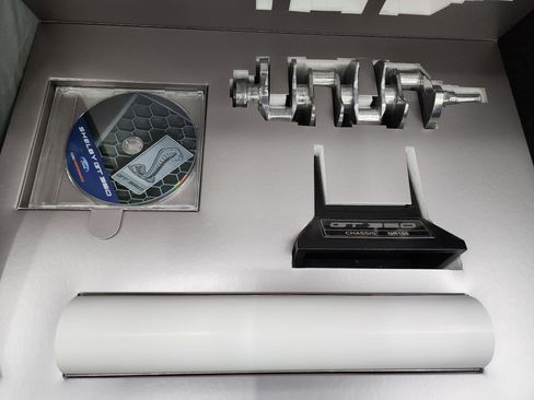 Used 2016 Ford Mustang Shelby GT350R w/ GT350R Equipment Group 920A image 39