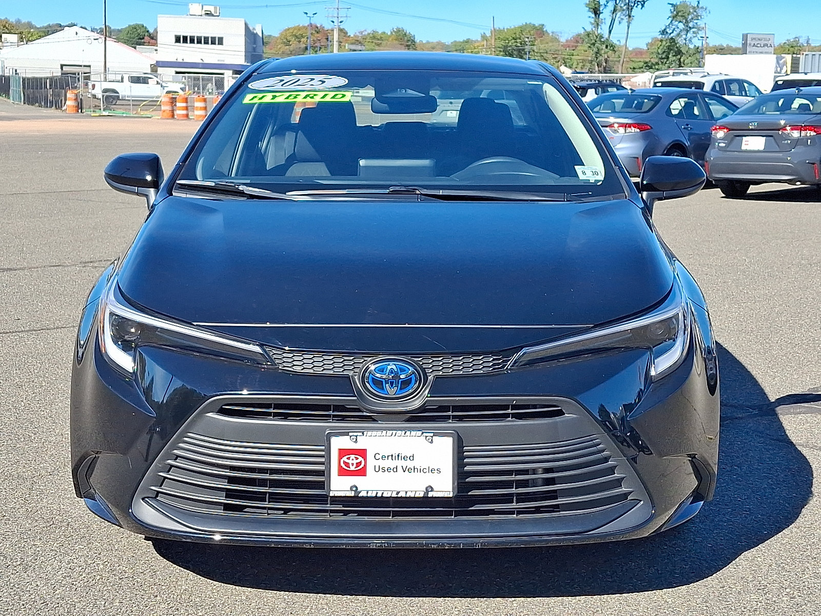 Certified 2025 Toyota Corolla LE AWD/4WD image 2