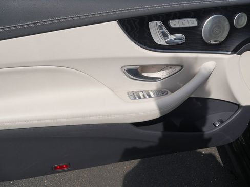 Used 2022 Mercedes-Benz E 450 4MATIC Cabriolet image 16