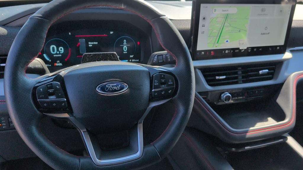 Used 2025 Ford Explorer ST-Line w/ ST-Line Street Pack AWD/4WD image 41
