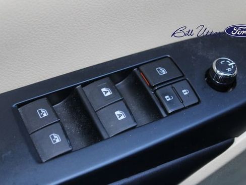 Used 2018 Toyota Highlander XLE image 23