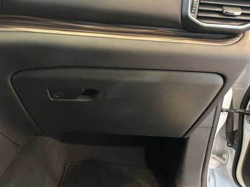 Used 2023 Ford Explorer Limited image 37